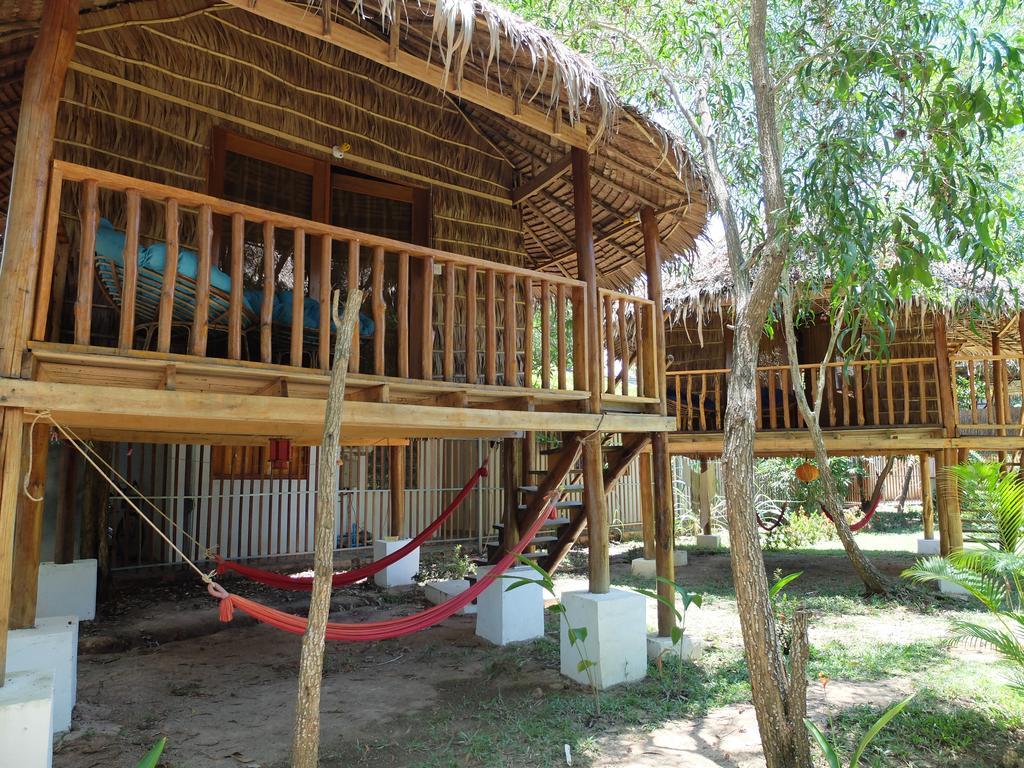 Mama Clares Otel Sihanoukville Dış mekan fotoğraf