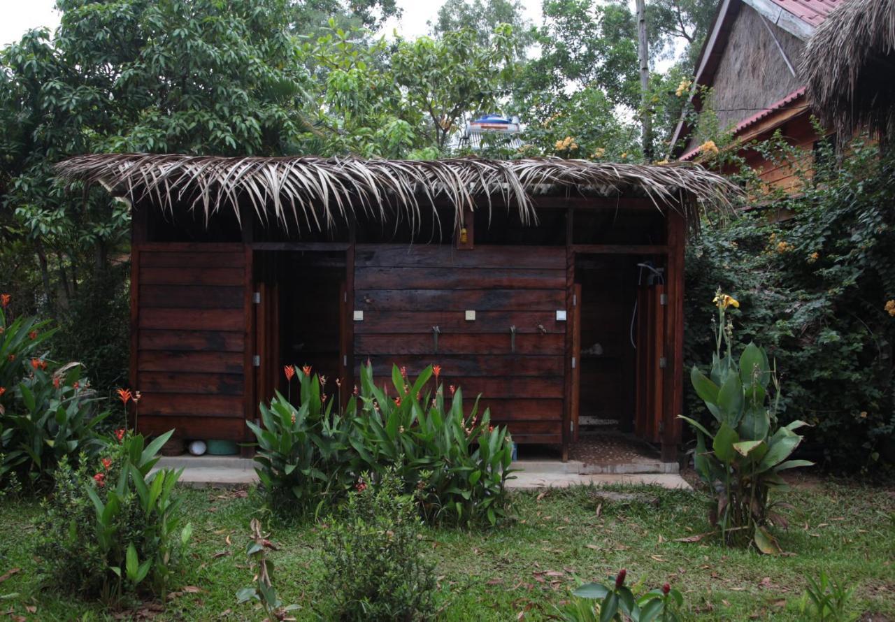 Mama Clares Otel Sihanoukville Dış mekan fotoğraf